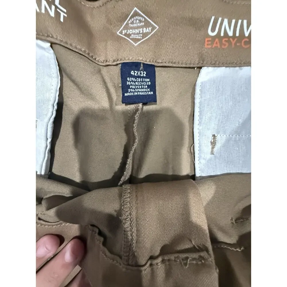 St Johns Bay Mens 42x32 Khaki Pants NWT Classic Fit Stretch Wrinkle Free